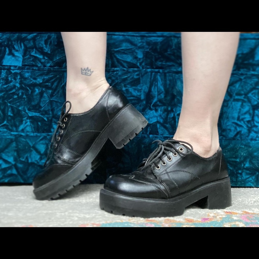 90’s MUDD Platform Chunky Oxford Heels